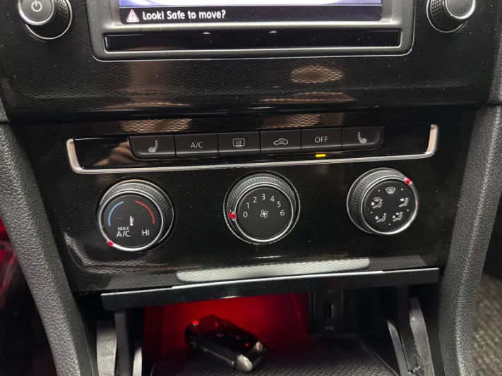 VOLKSWAGEN GOLF GTI 2017