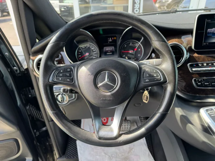 Mercedes V-Class