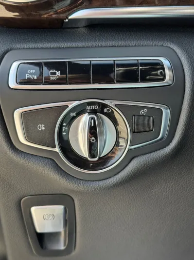 Mercedes V-Class