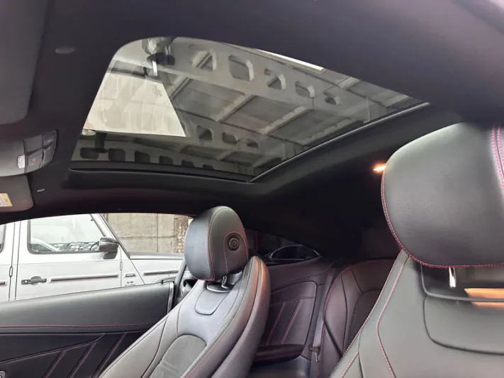 Mercedes-Benz AMG C43 COUPE 2019