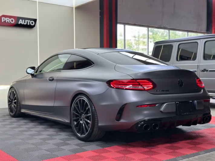Mercedes-Benz AMG C43 COUPE 2019