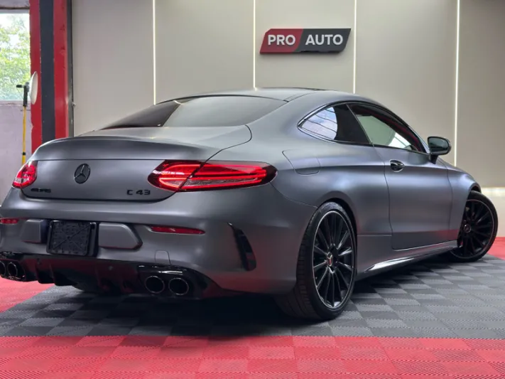 Mercedes-Benz AMG C43 COUPE 2019