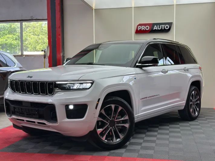 Jeep GRAND CHEROKEE 2022