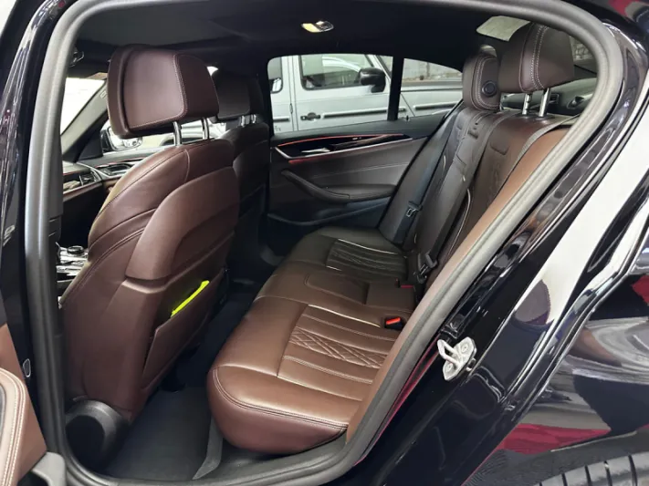 BMW 530e G30 2021