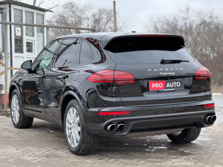 2017 Porsche Cayenne