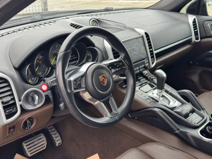 2017 Porsche Cayenne