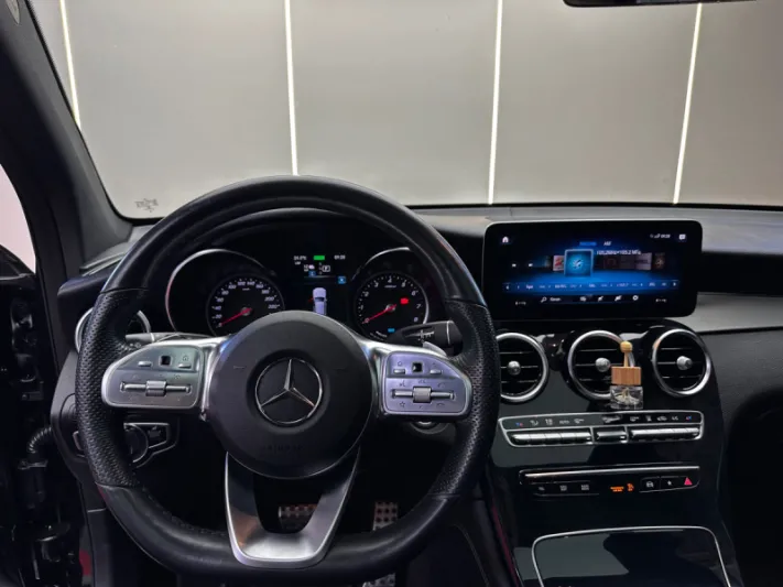 Mercedes-Benz GLC 300e 2020