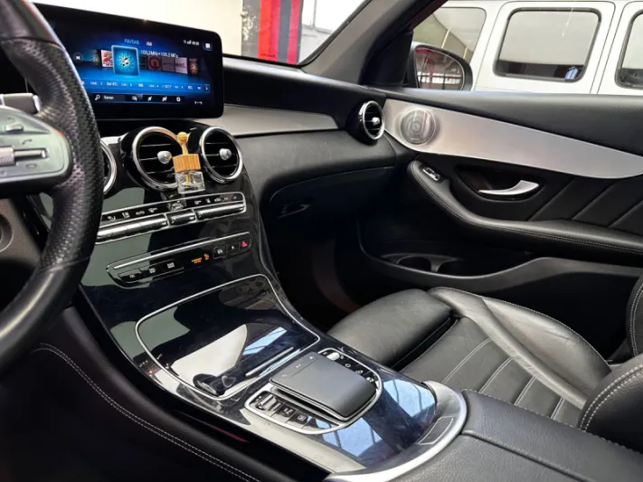 Mercedes-Benz GLC 300e 2020