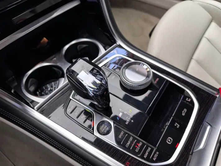 BMW M850i Xdrive Cabrio 2019