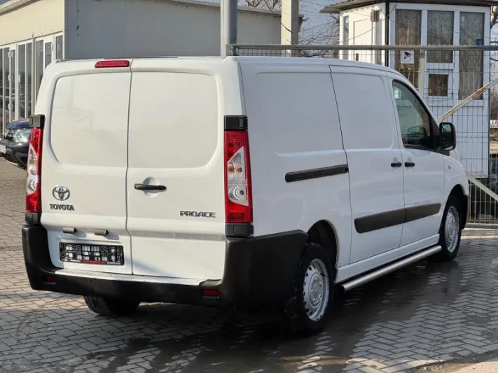 2015 Toyota Proace