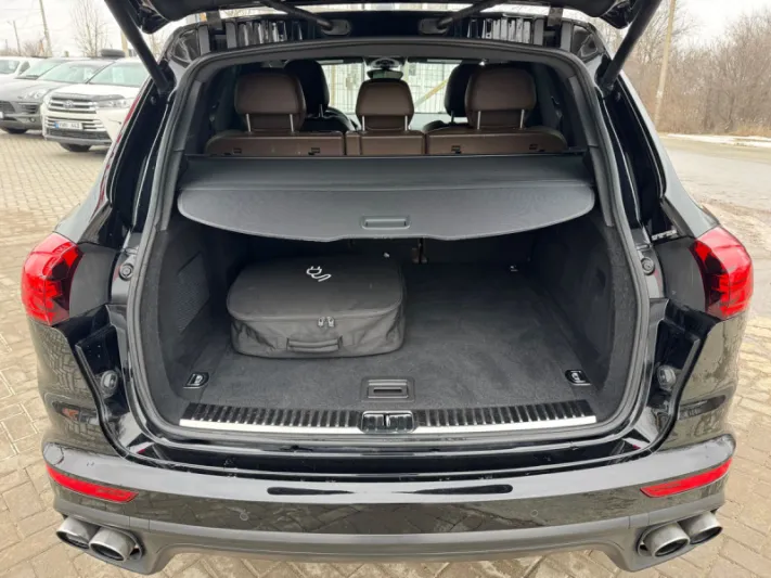 2017 Porsche Cayenne