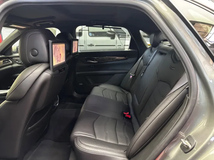 Cadillac CT6 2017