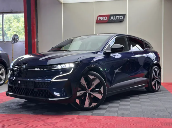 RENAULT MEGANE E-Tech 2023
