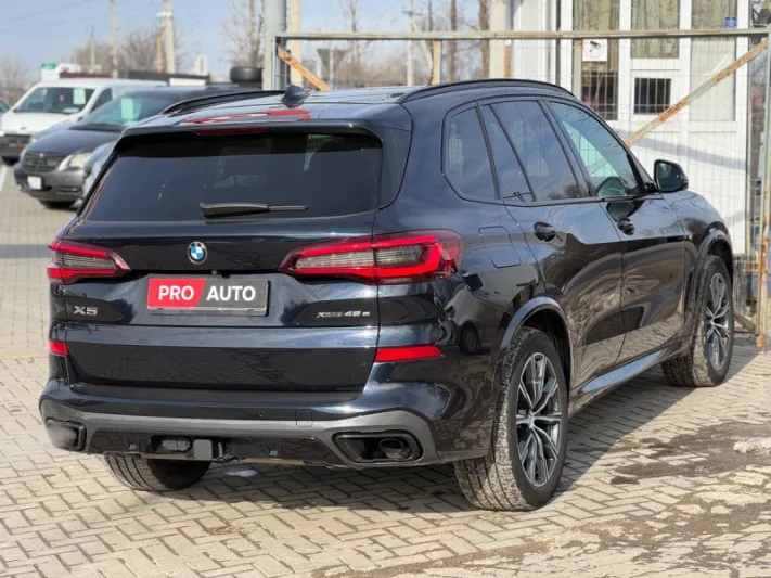2021 BMW X5 M