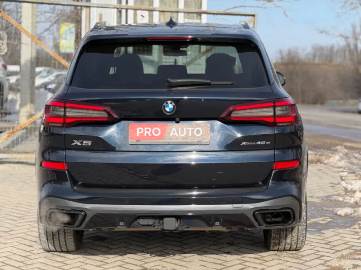 2021 BMW X5 M