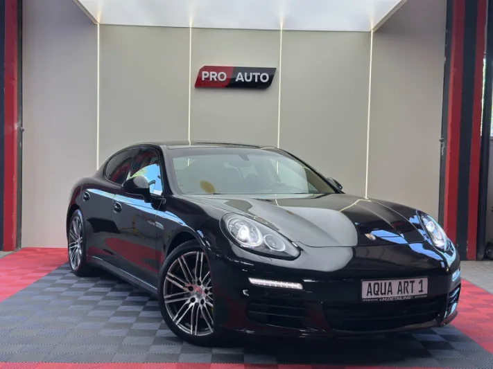 PORSCHE Panamera S E-Hybrid 2015