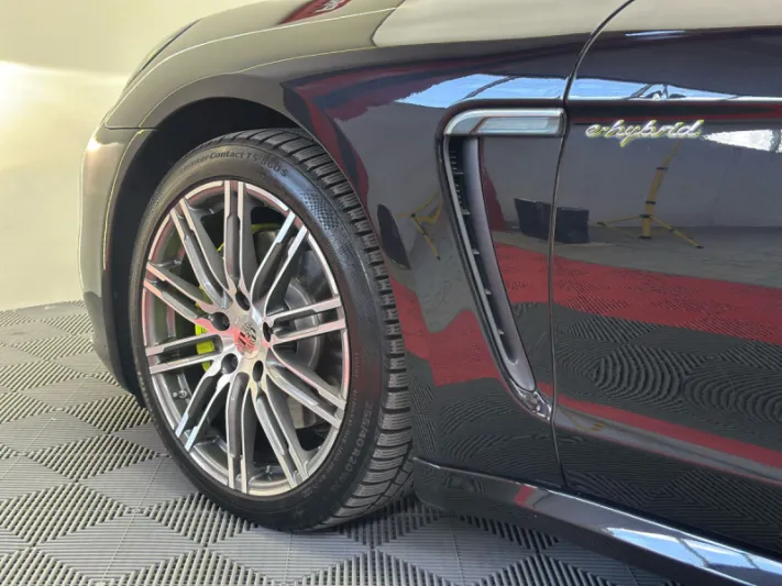 PORSCHE Panamera S E-Hybrid 2015