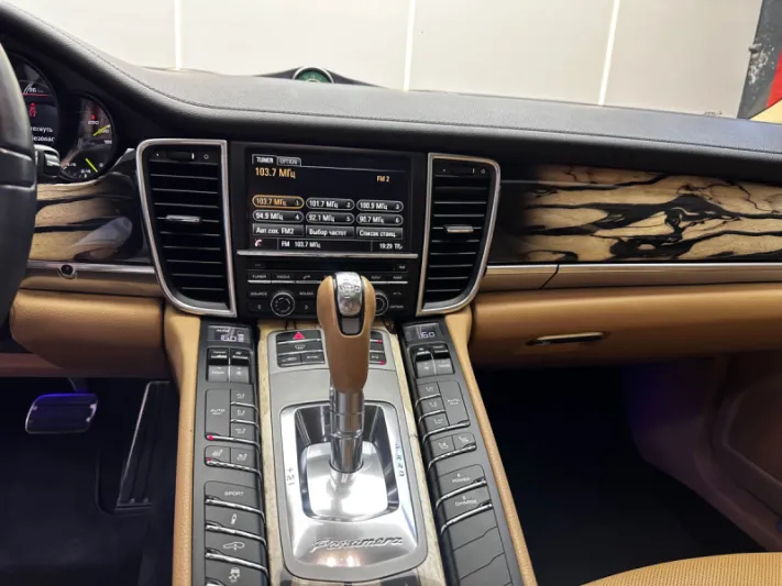 PORSCHE Panamera S E-Hybrid 2015