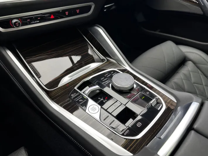 BMW X6 G06 40i 2025