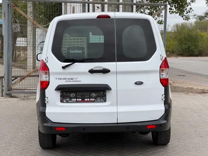 2018 Ford Transit Courier