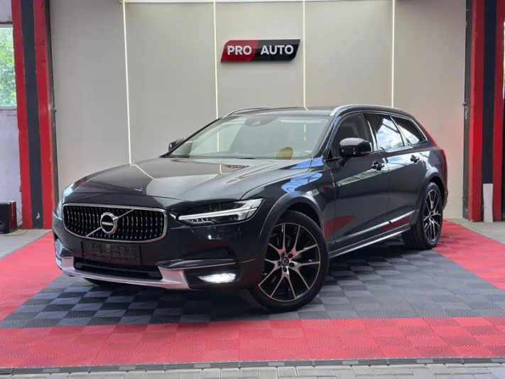 Volvo V90 Cross Country