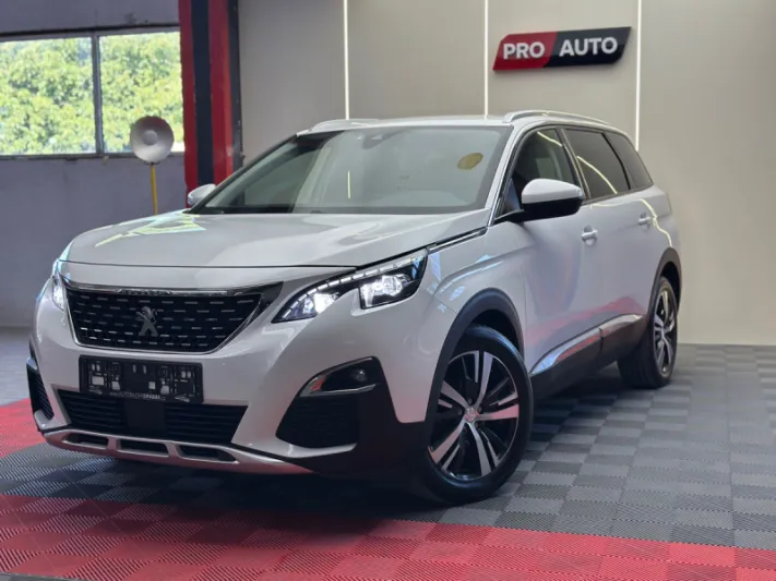 Peugeot 5008 2019