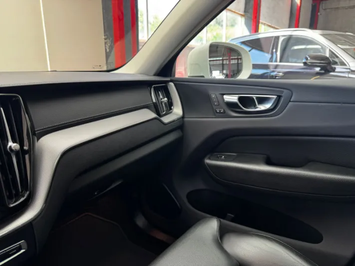 Volvo XC60 2020