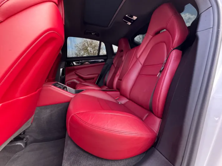 2018 Porsche Panamera