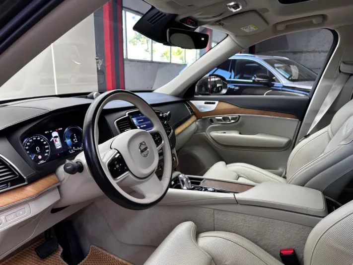 Volvo XC90 Excellence