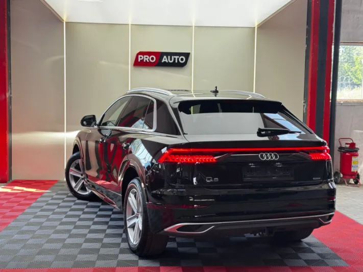Audi Q8 2018