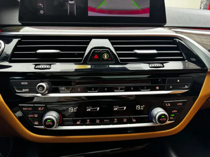BMW 5 Series 2019
