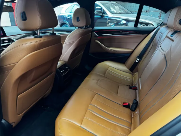 BMW 5 Series 2019
