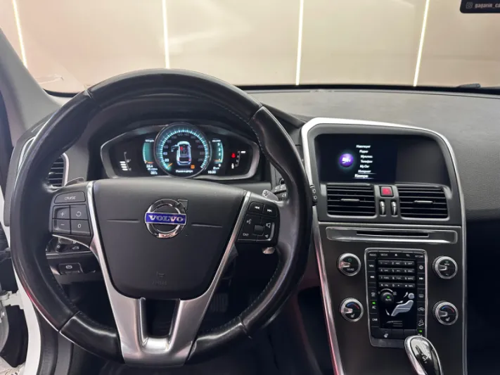Volvo XC60 2015