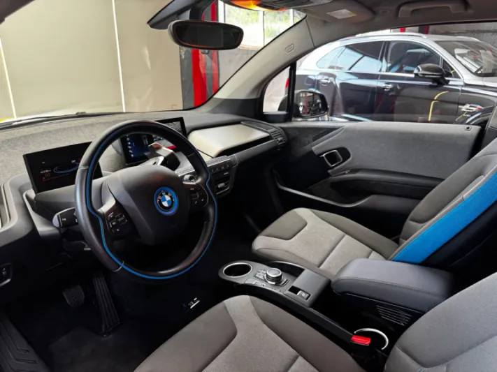 BMW i3 2022