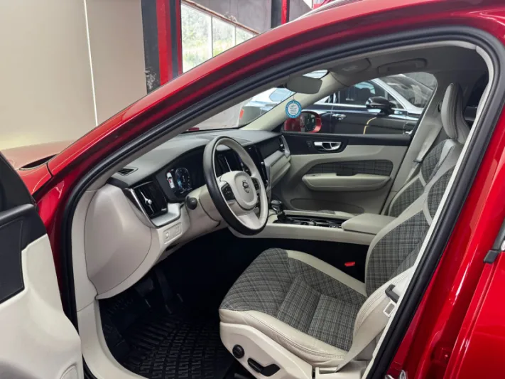 Volvo XC60 2020