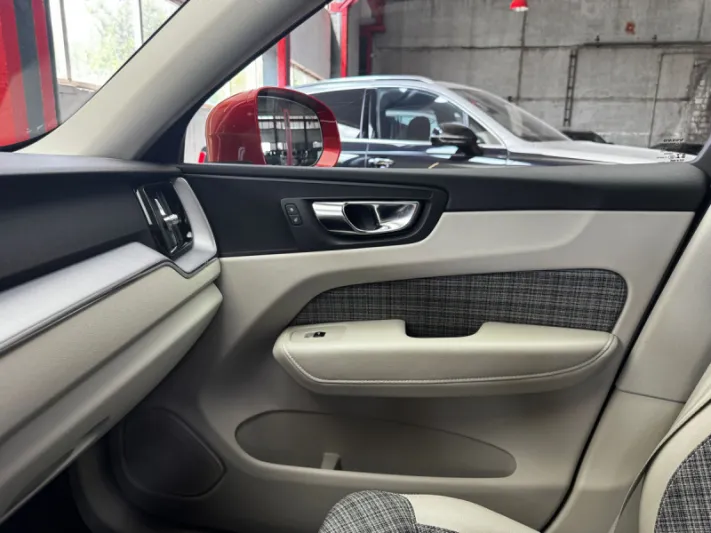 Volvo XC60 2020