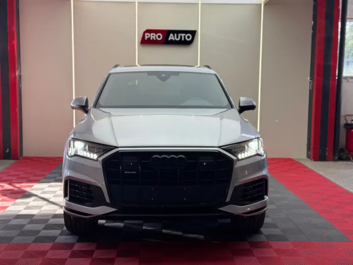 Audi Q7 2023