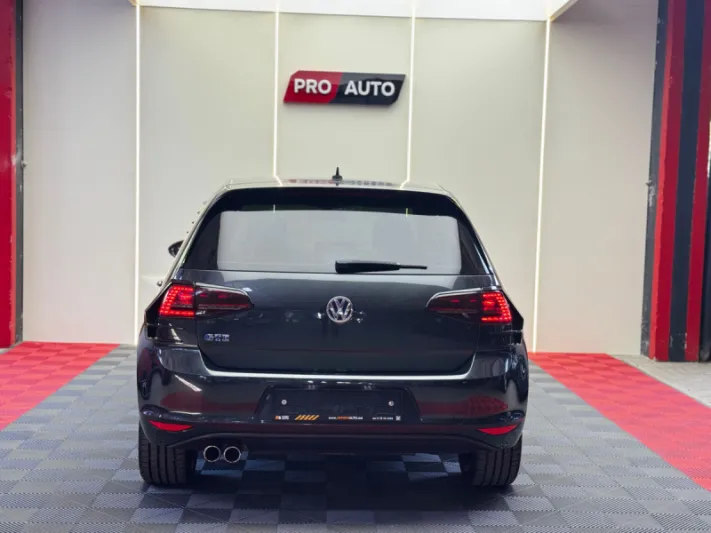 Volkswagen Golf GTE