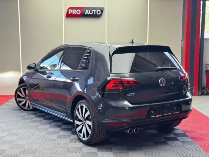 Volkswagen Golf GTE