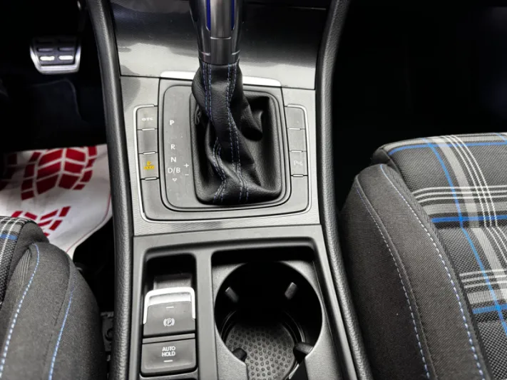 Volkswagen Golf GTE