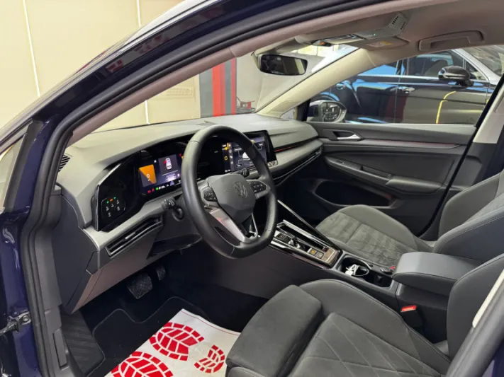 Volkswagen Golf GTE 2023