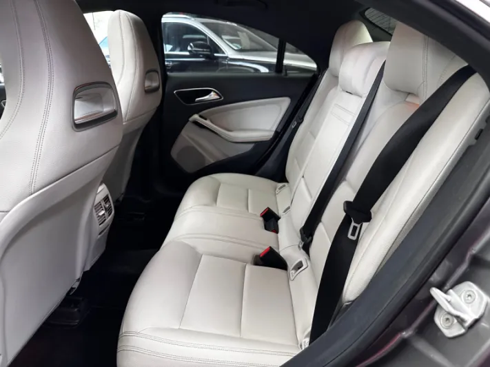 Mercedes CLA 