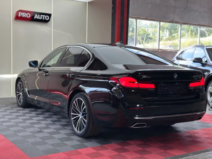 BMW 5 Series 2020