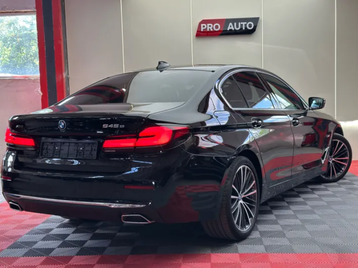 BMW 5 Series 2020