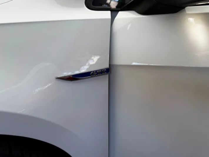 VOLKSWAGEN GOLF GTE 2017
