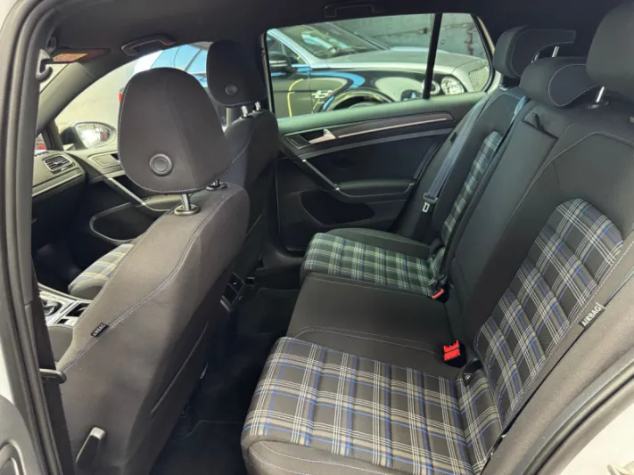 VOLKSWAGEN GOLF GTE 2017