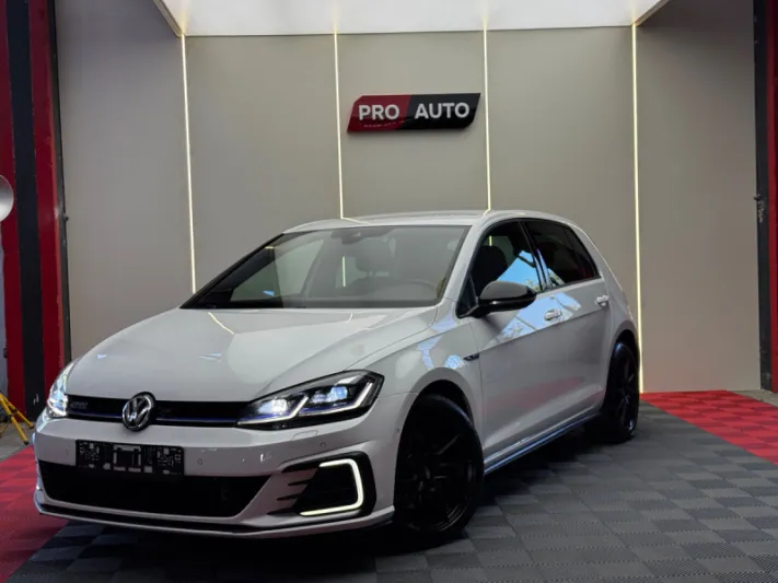 VOLKSWAGEN GOLF GTE 2017