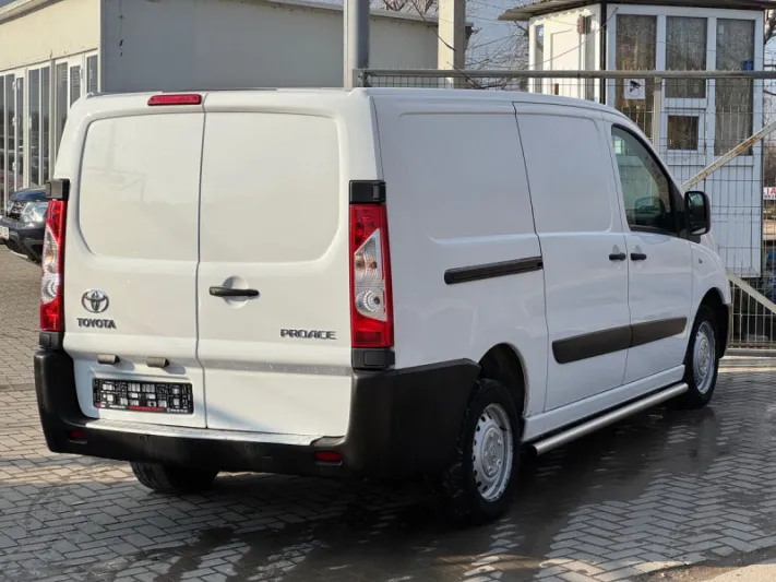 2015 Toyota Proace