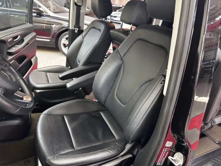Mercedes V-Class