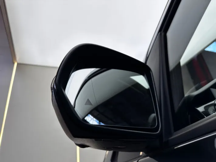 Mercedes V-Class